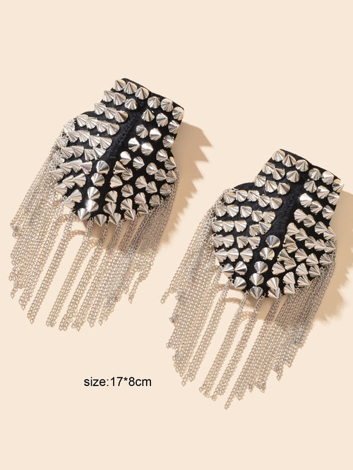 2pcs Fashionable Rivet Fringe Shoulder Epaulet Brooch Edgy Accessories